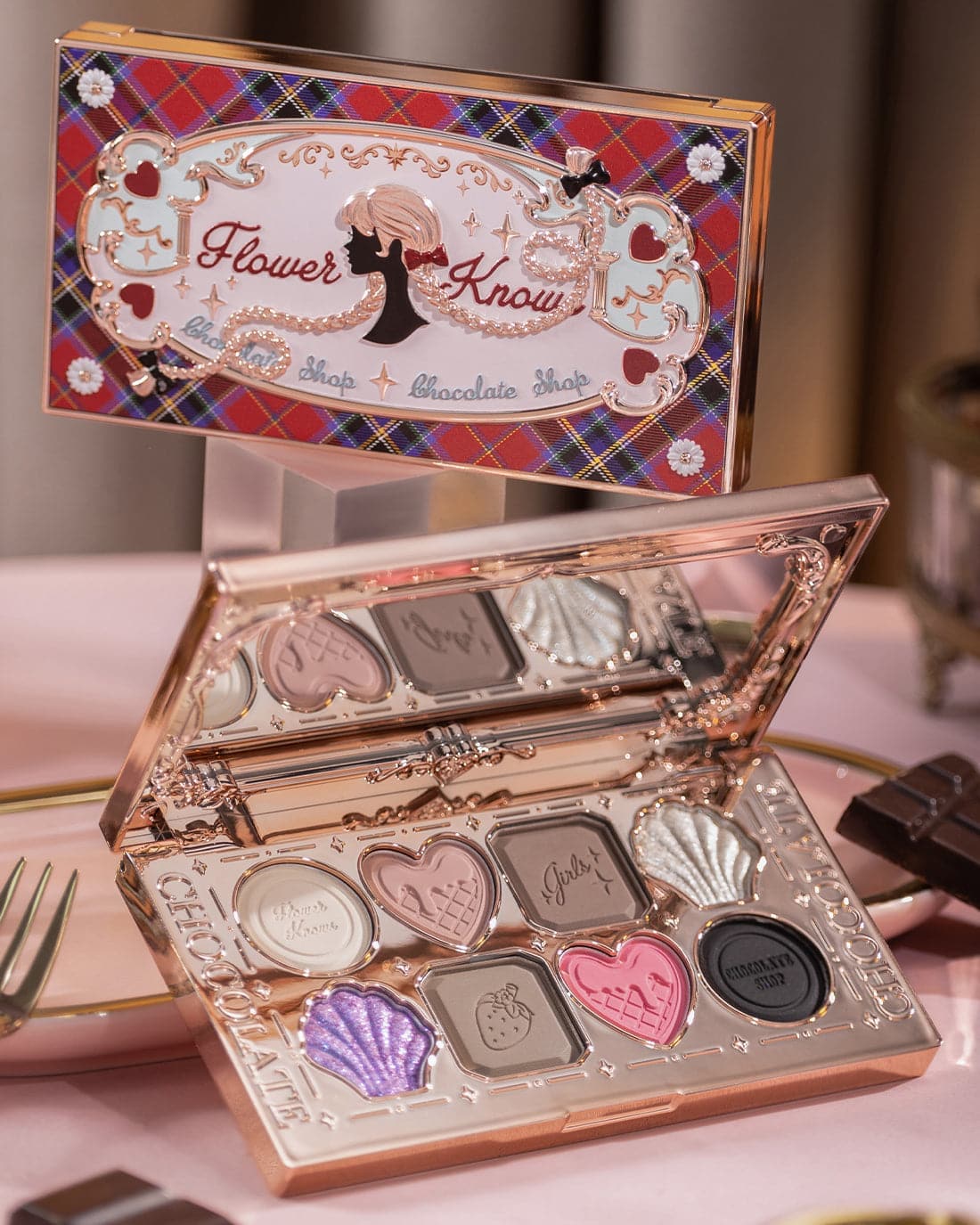 Chocolate Wonder-Shop Eight-Color Eyeshadow Palette（community only)