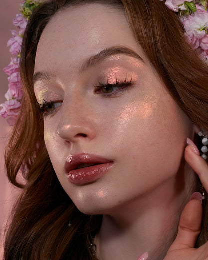Midsummer Fairytales Liquid Highlighter - 03 Pixie Dream