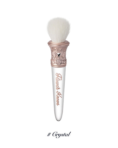 Butterfly Cloud Collar Angled Powder Brush