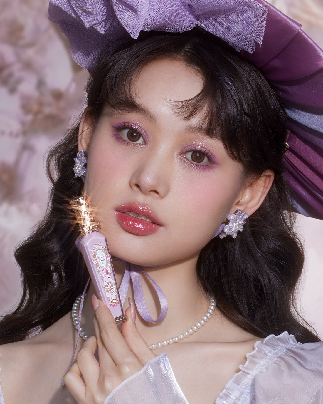 Violet Strawberry Rococo Glowy Lip Gloss - G02 Rasberry Booze