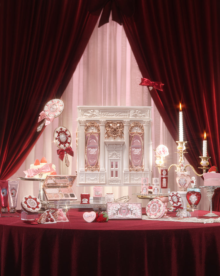 Gifrt Collection Strawberry Cupid Collection – Flower Knows