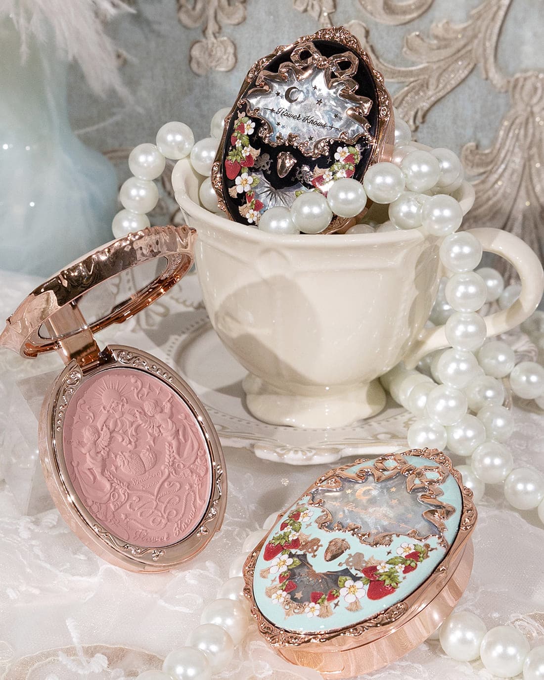 Flower Knows Strawberry Rococo Series Embossed Blush Highlighter